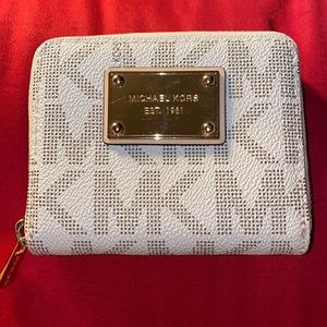 Michael Kors Zippered Wallet